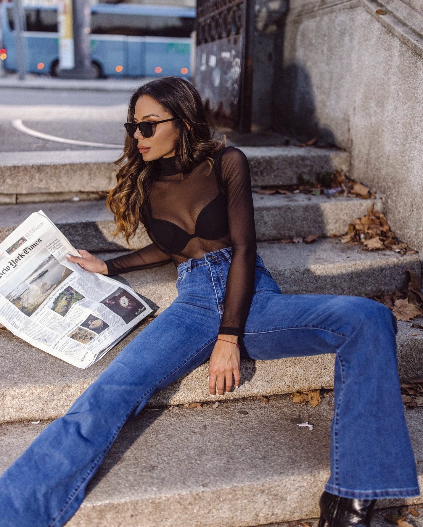 High Waist Intense Blue Flare Jeans