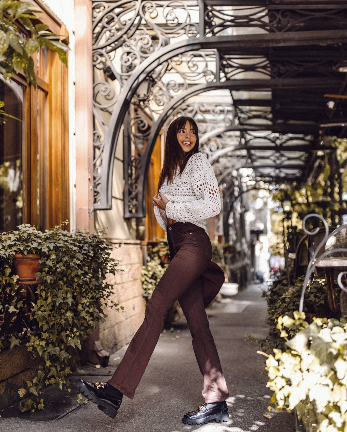 High Waist Flare Jeans In Chocolate Brown